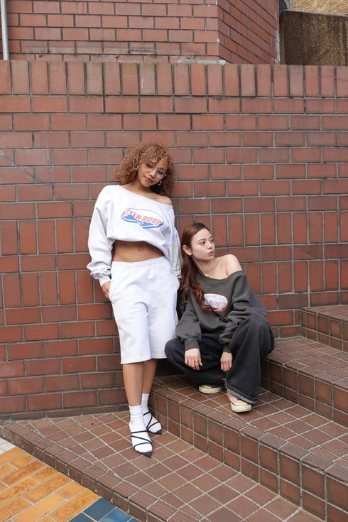 オフショルルーズスウェット